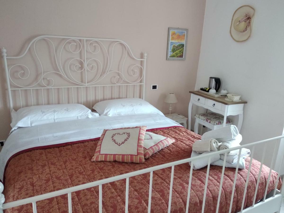 Bed and Breakfast Country House La Scortica Беверино Экстерьер фото